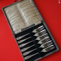 Vintage Ornate E.P.N.S. Boxed Set of Pastry Forks