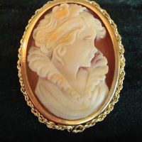 9ct Gold Cameo Brooch/Pin