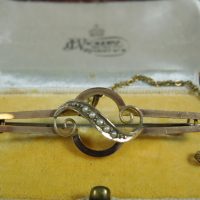 9ct Rose Gold Seed Pearl Bar Brooch