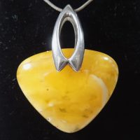 Butterscotch Amber &#038; Silver Pendant