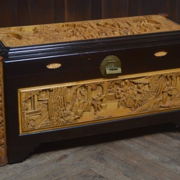 Chinese Camphor Wood Carved Storage /blanket Box SAI3263