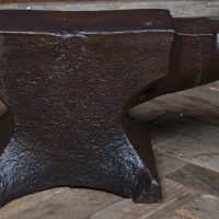 Blacksmiths Cast Iron Anvil SAI3587