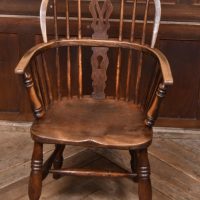 19th‑Century Oak &amp; Elm Windsor Armchair SAI4222