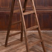 Japanese Folding Step Ladder SAI3903