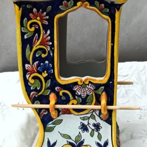 Desvres Sedan Chair 1a