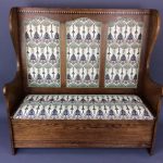 Arts and Crafts Oak Settle / Hall Bench
