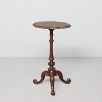 Stylish Victorian Burr Walnut Occasional Table