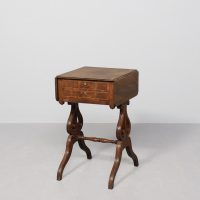 Excellent quality brass and boxwood inlaid Regency, neat-sized sofa table/lamp stand