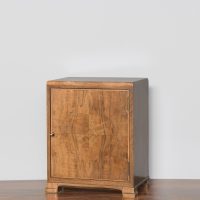 Rare Whytock &amp; Reid apprentice piece figured walnut shelved cabinet