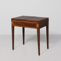 Georgian gents inlaid mahogany, fitted dressing table/occasional table