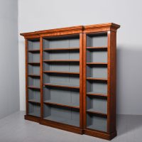 Victorian mahogany, breakfront open bookcase
