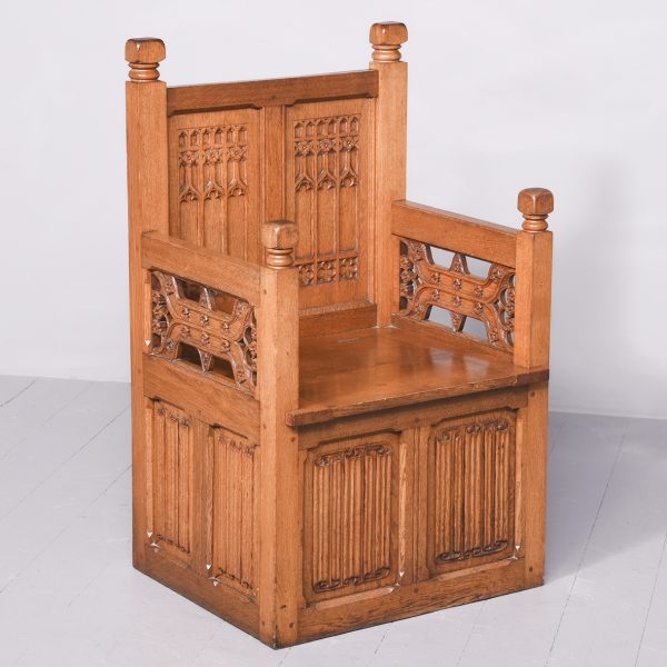 Oak Gothic Revival Hall Seat