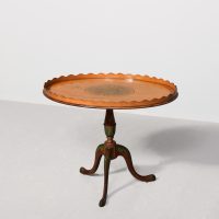 George III Oval Satinwood Tray on Later Stand