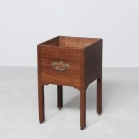 Late Georgian, mahogany jardinière stand/wine cooler