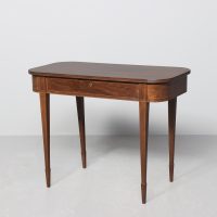 Elegant George 3rd freestanding centre table/side table