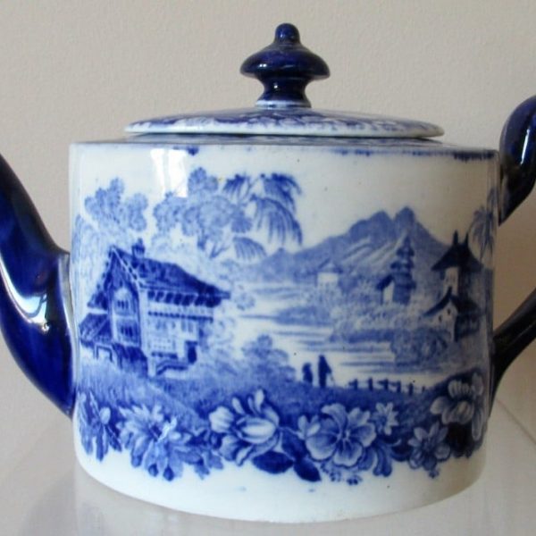 Genevese Teapot Minton