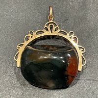 9CT GOLD REVOLVING STONE PENDANT