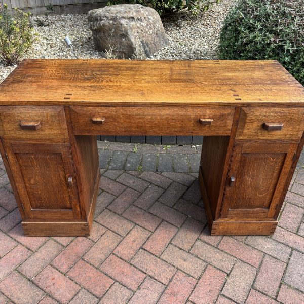 Cotswold School Arts &amp; Crafts Oak Desk