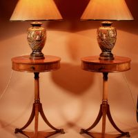 Beautiful Pair Of Blond Mahogany Side Tables/Gueridons Edwardian 1901-1910