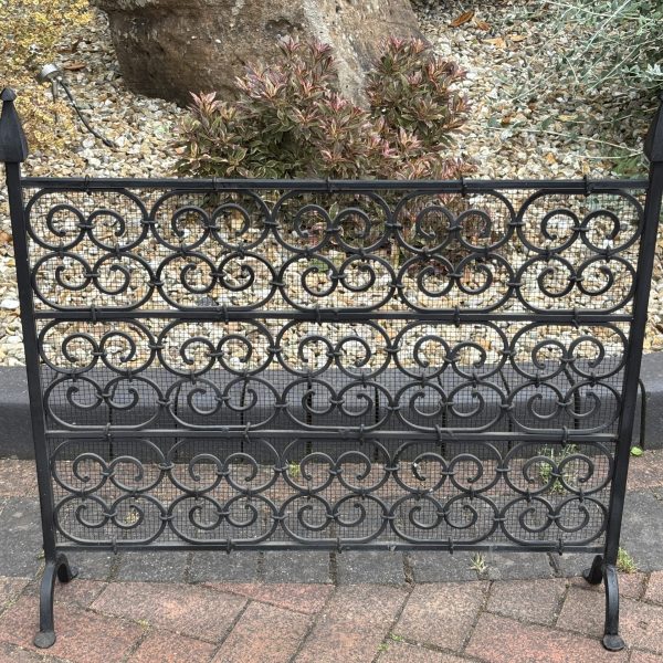 Arts &amp; Crafts Style Fire Screen