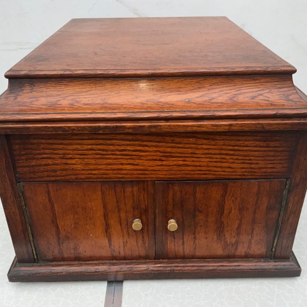 LIBERTY GRAMOPHONE 1920’s TABLE TOP MODEL