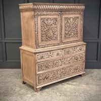18th Century Carved Oak Cupboard on Chest