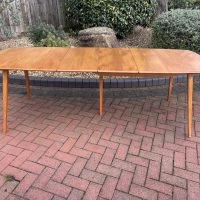 Ercol Grand Windsor Extending Dining Table