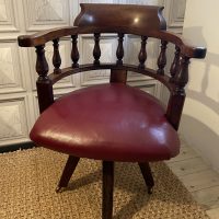 ANTIQUE SWIVEL CAPTAINS CHAIR WITH LEATHER SEAT