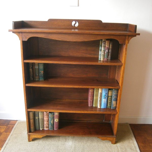 Arts &amp; Crafts Medium/Golden Oak Bookcase, Attrubuted To Wylie and Lochhead Glasgow C.1905 &#8211; Delivery: Please Contact