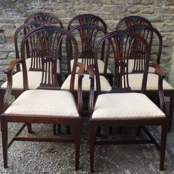 Set of 8 mahogany dining chairs circa 1885