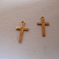 PAIR 9 CT GOLD  CROSSES  1.5 CM MAKE NICE GIFT