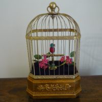 Singing Bird in gilded Cage Automaton.