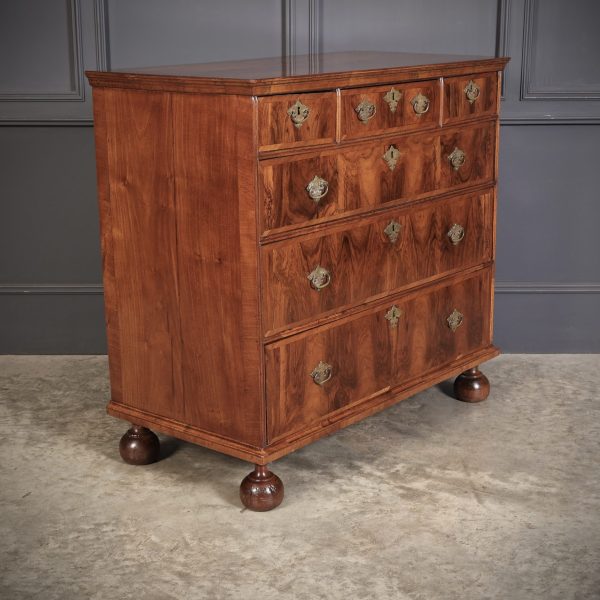 Queen-Anne-Walnut-Chest-of-Drawers