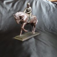 A NICEHORSE/JOCKEY FIGURINE 1930&#8217;s