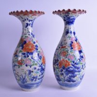 SOLD A PAIR 19TH CENTURY JAPANESE MEIJI PERIOD IMARI VASES