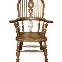 Victorian Elm hoop back Windsor chair