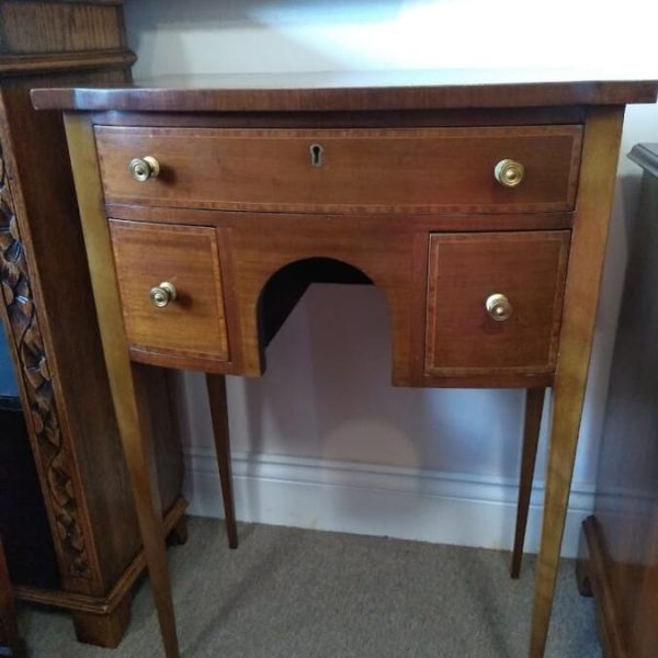 Sheraton Revival Mahogany Bow Fronted Side Table