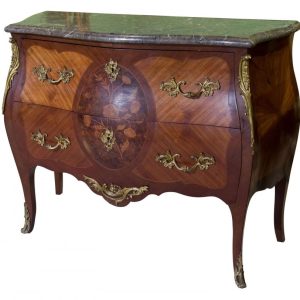 a-louis-xv-style-commode_19451_main_size3