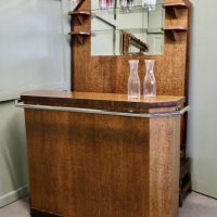 Art Deco Style Reception Dry Bar Restaurant Greeter An impressive Front of House Free Sta