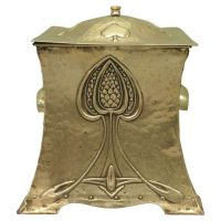 Arts and Crafts Brass Lidded Coal Box, in the Style of Ruskin