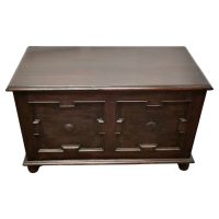 Arts and Crafts Panelled Oak Coffer This is a lovely piece