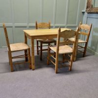 Country Style Carved Dining Table and 4 Chairs This is a very pretty set