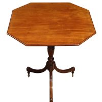Elegant Regency Mahogany Snap-Top Table