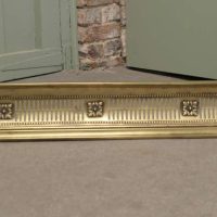 Fine Quality Victorian Pierced Brass Fender This is a Victorian Pierced Brass Fender