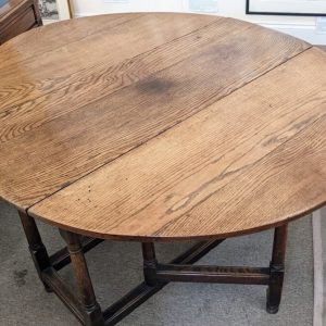 gateleg table
