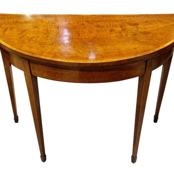 Geo III Fiddleback Mahogany Demi Lune Card Table