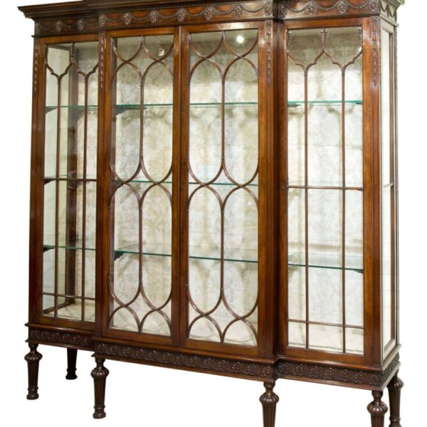 -gill-reigate-display-case_20203_main_size3