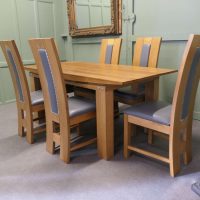 Golden Oak Modernist Dining Table and 6 Chairs