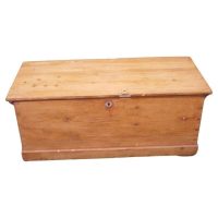 Heavy Quality Pine Carriage Trunk