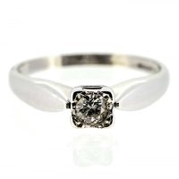 Brilliant Cut Diamond Engagement Ring